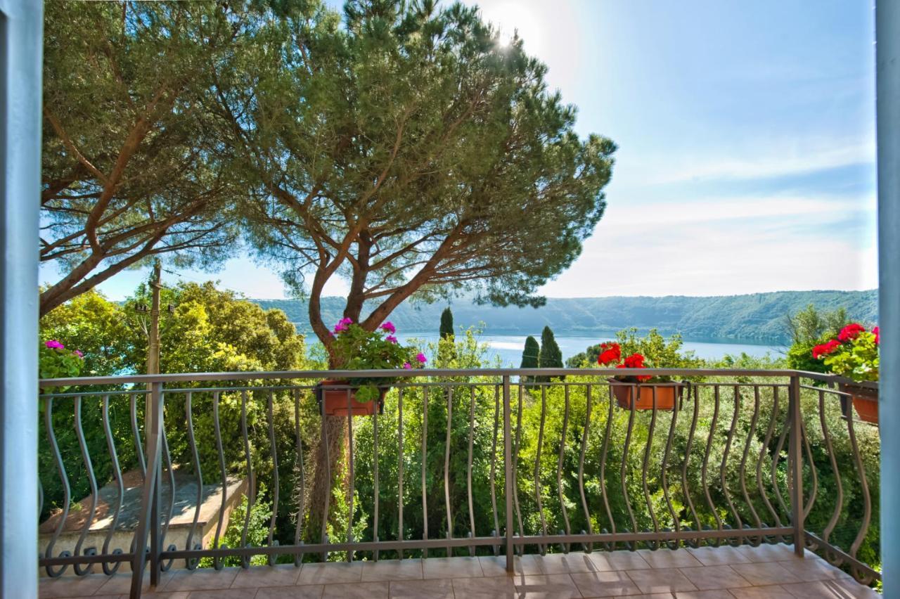 Villalbert Castel Gandolfo Luaran gambar