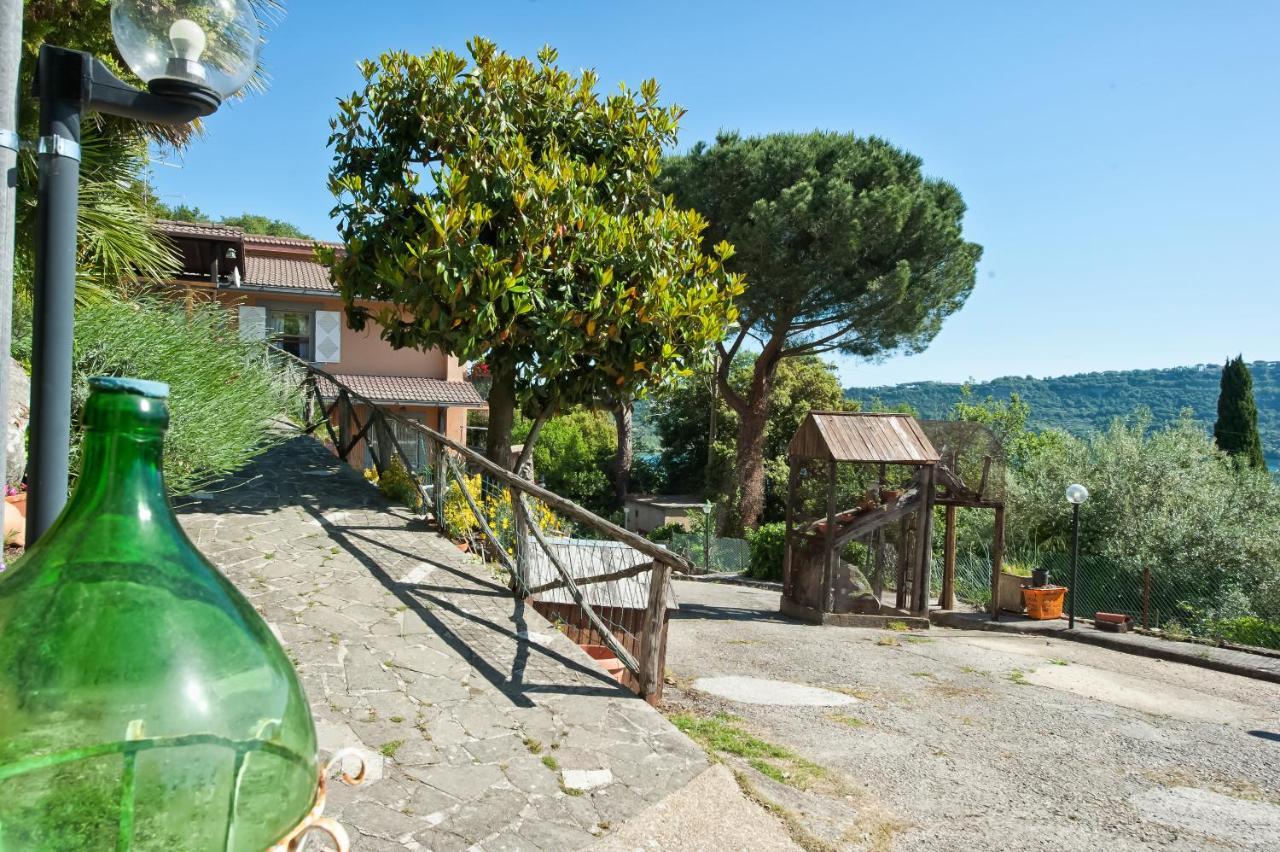 Villalbert Castel Gandolfo Luaran gambar