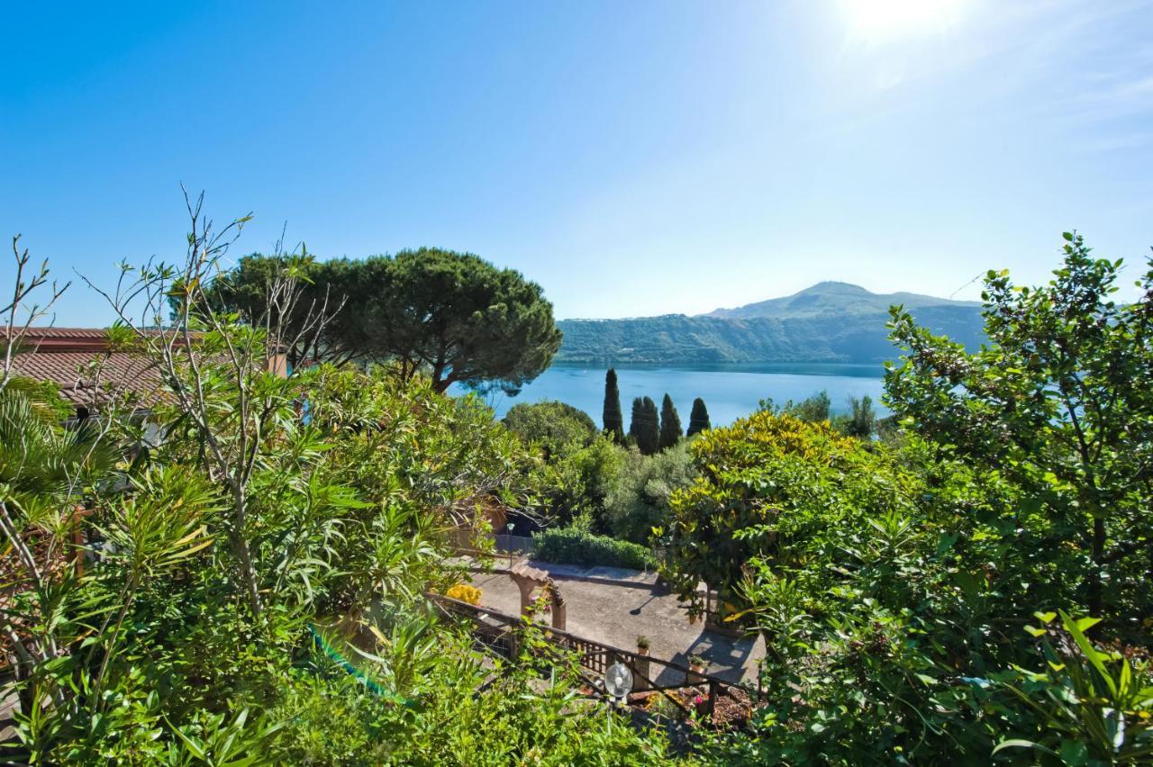Villalbert Castel Gandolfo Luaran gambar